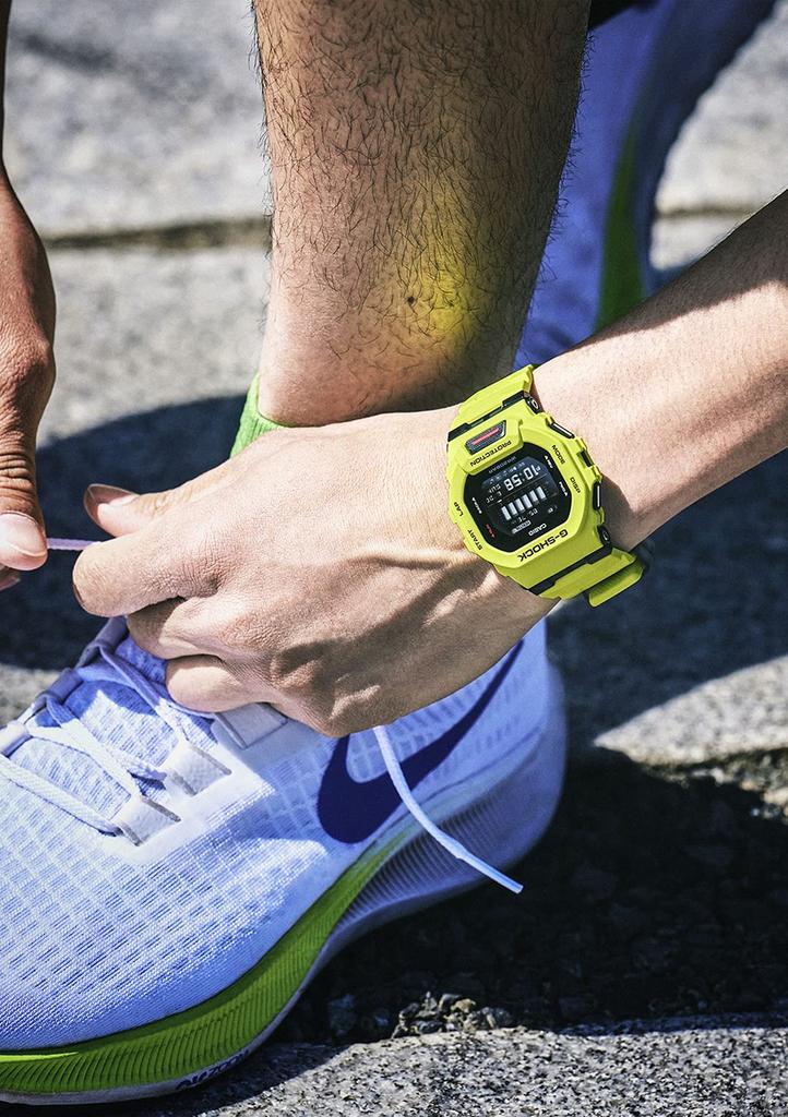 Часы желтые [Casio] G-Shock [] GBD-200-9JF мужские