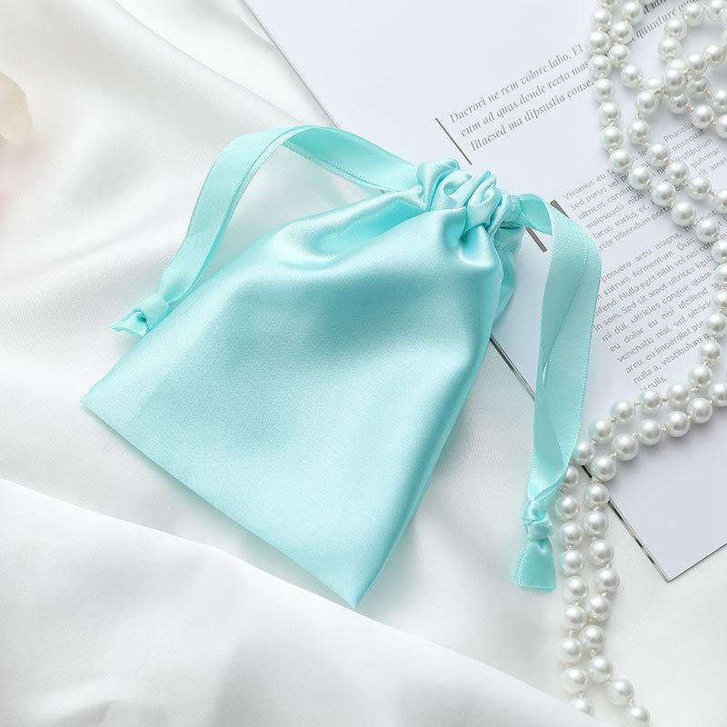 Подарочная упаковка Сумка из искусственного шелка Пылезащитная сумка Багги Сумка на шнурке Аксессуары на заказ