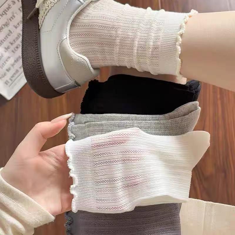 White Breathable Lace Mesh Mid-Calf Socks - Anti-Odor Summer Slouchy Design