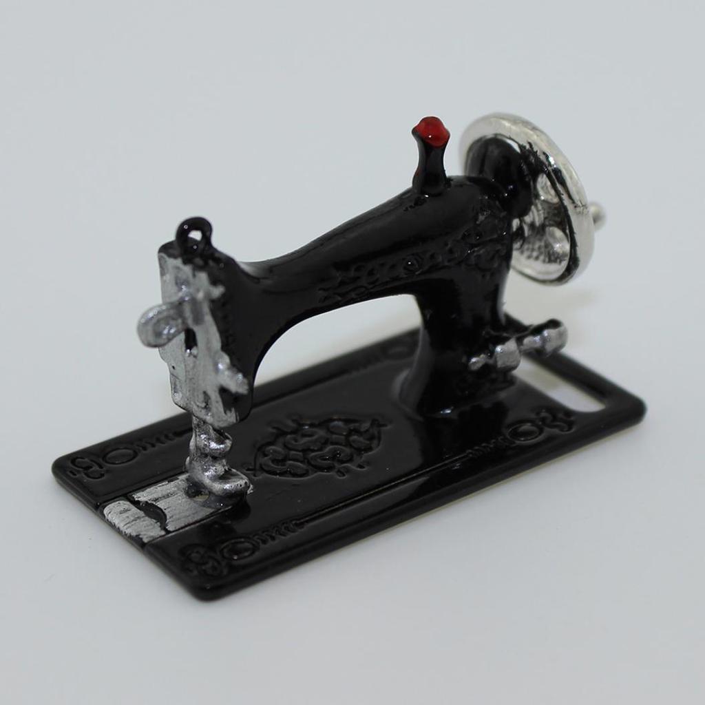 Mini Lovely Alloy Sewing Machine Model Toy Dollhouse Miniature Accessories