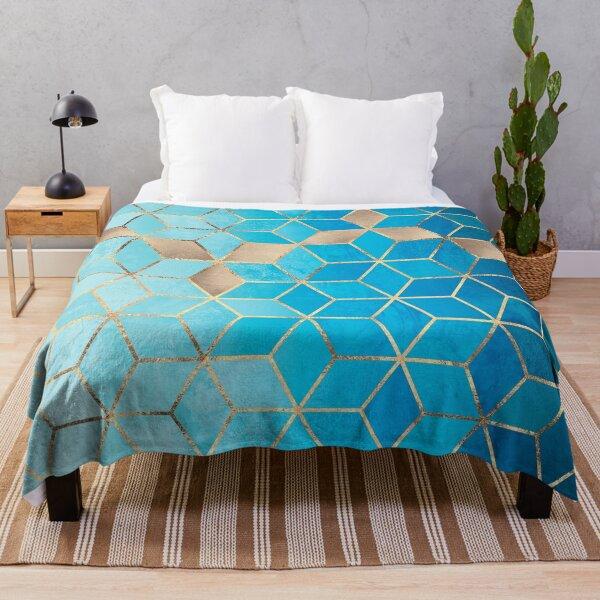 Soft and Gradual Change of Color Cube Blanket Lunch Break Thermal Blanket Sheet Bedspread Flannel Blanket