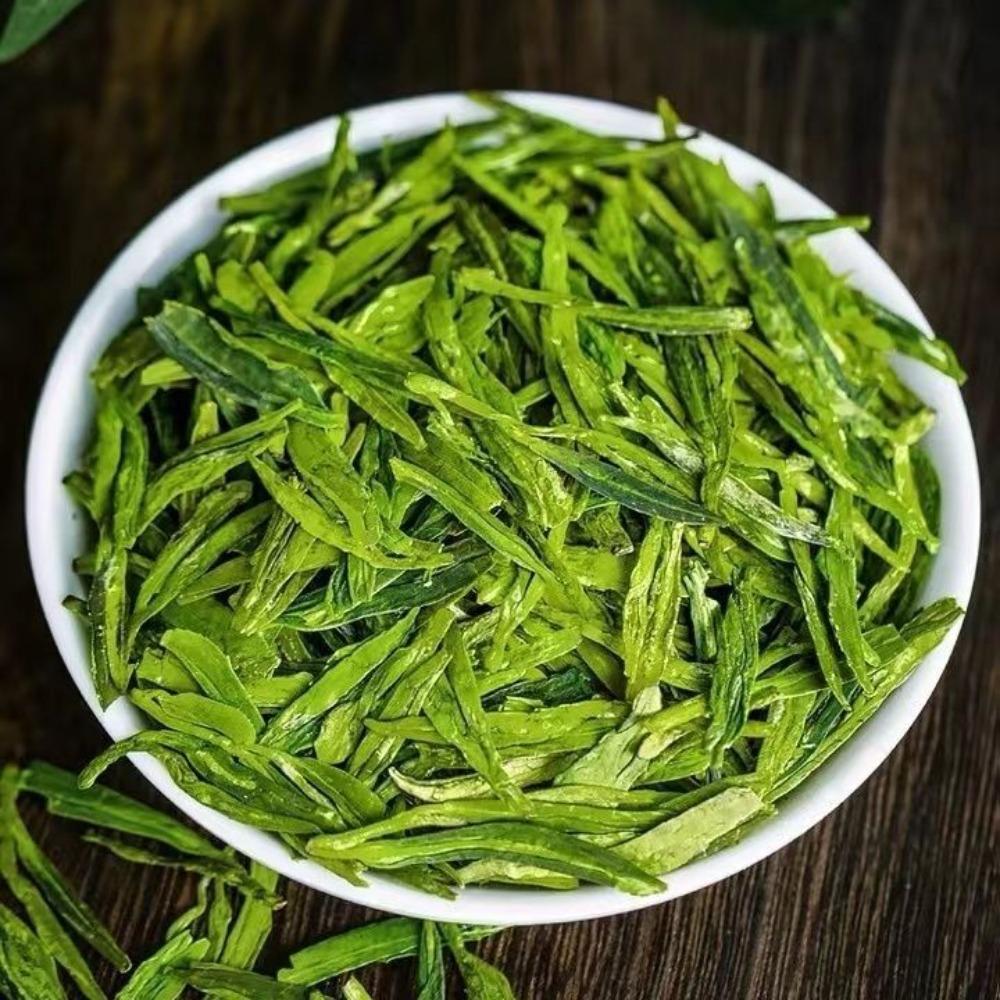 Высокогорный весенний чай Лунцзин перед дождем, крепкий и долговечный зеленый чай