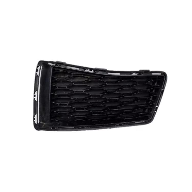 Накладки на углы бампера противотуманных фар BMW 6 серии G32 GT M (51118069711, 51118069712)