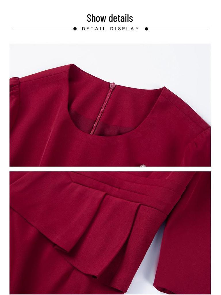 Элегантное красное двухсекционное платье с рюшами для молодых мам, осенняя коллекция 2023