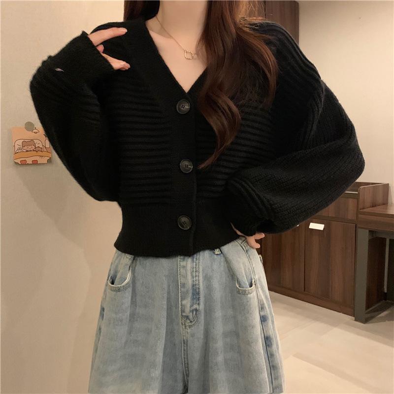 V-neck knitted cardigan women's autumn and winter new loose lazy sweater jacket chic small top wholesale