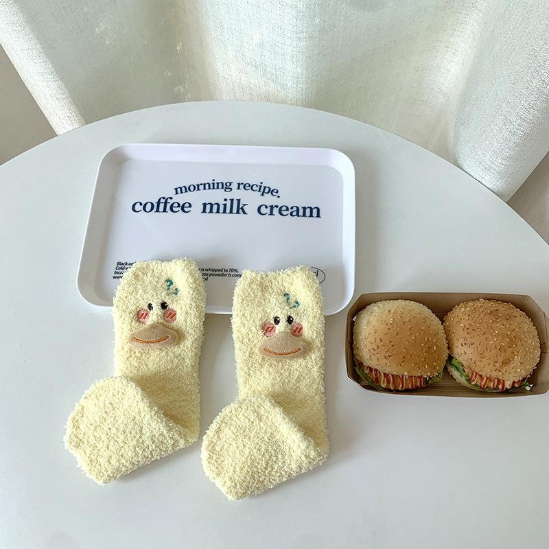 Little Yellow Duck Coral Fleece Socks Women'S Winter Warm Home Sleeping Socks Medium Tube Fleece Cartoon Outer Wear Girls Socks