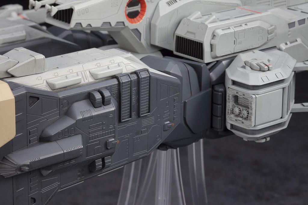 Hasegawa Macross Помнишь любовь? Крейсер-крепость SDF-1 Macross 1/4000 Пластиковая модель MC05, Киноверсия