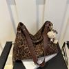 Зимняя леопардовая фактура женская сумка-мессенджер через плечо большой емкости для поездок на работу в иностранном стиле сумка-тоут женская