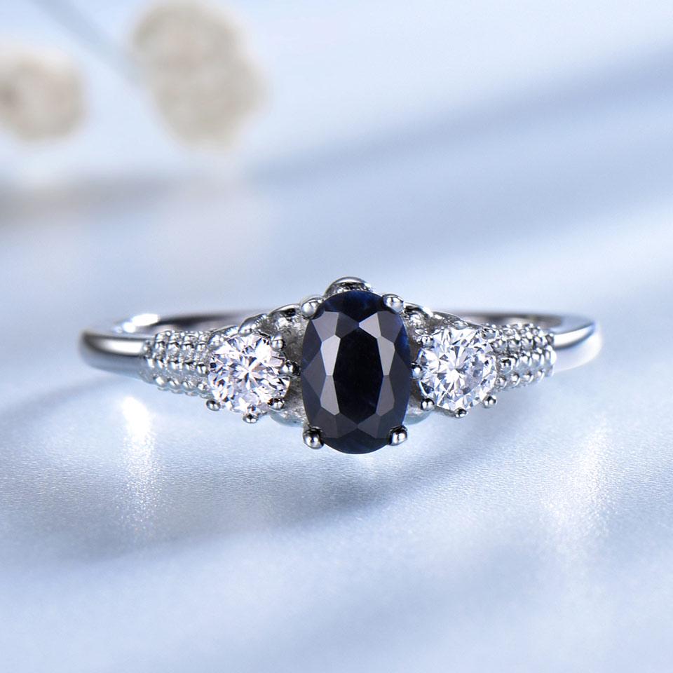 Umcho Engagement Charming Ring