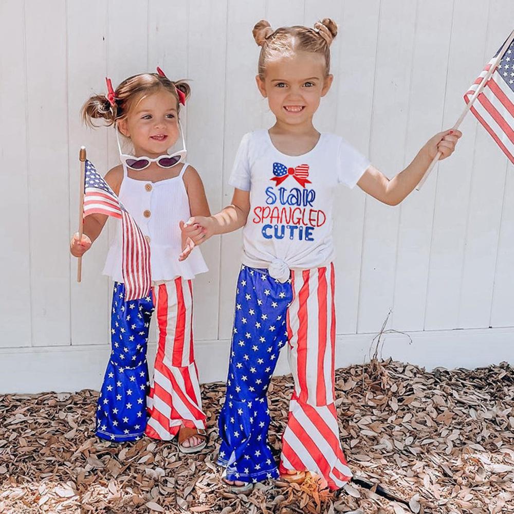 Футболка с принтом букв и бантом для маленьких девочек и брюки-клеш с принтом в виде звезд, комплект из 2 предметов, одежда для детей 1–5 лет