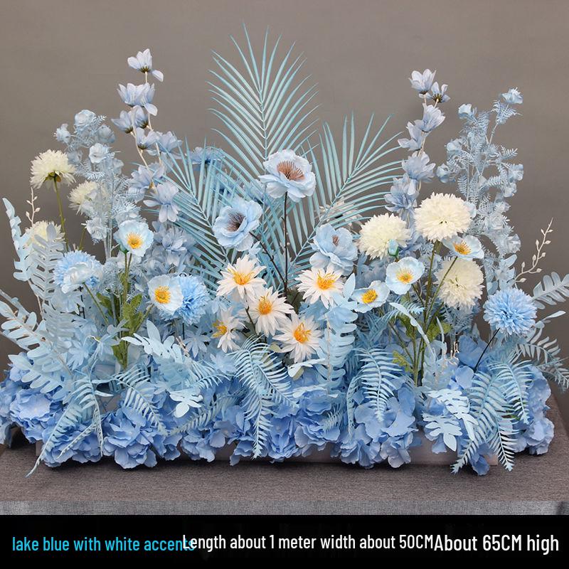 Свадебная композиция из эвкалиптового шелка: Декор прохода и сцены в горшках