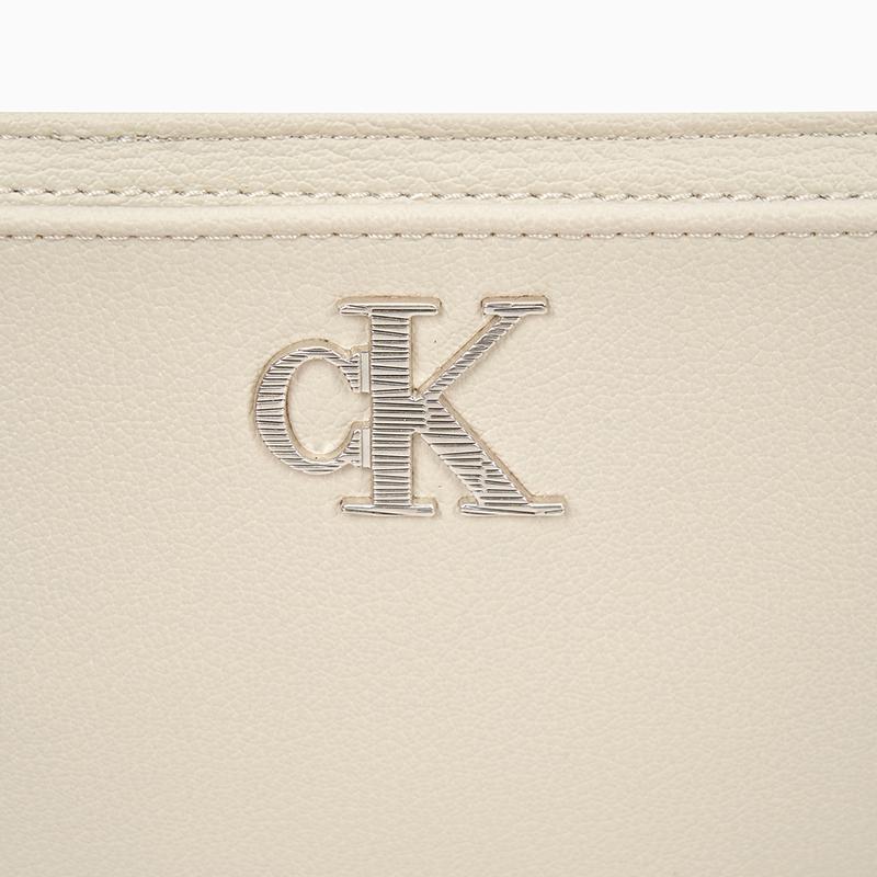 Calvin Klein Модная Классическая Минималистичная Металлическая Молния с Буквой Сумка через Плечо из Смешанных Материалов Среднего Размера Женские Сумки Молочно-Белая DH3237-67U