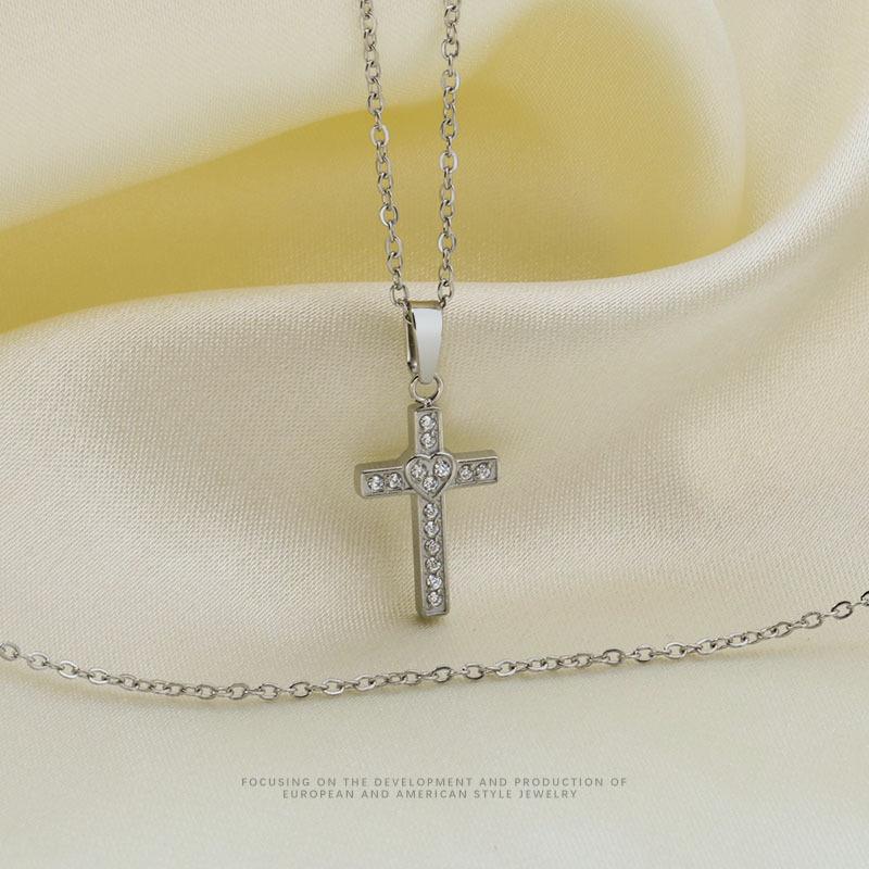 Cross Necklace Women's Summer Full Diamond Simple Versatile Premium Sense Clavicle Chain Light Luxury Micro-inlaid Zircon Necklace Titanium Steel
