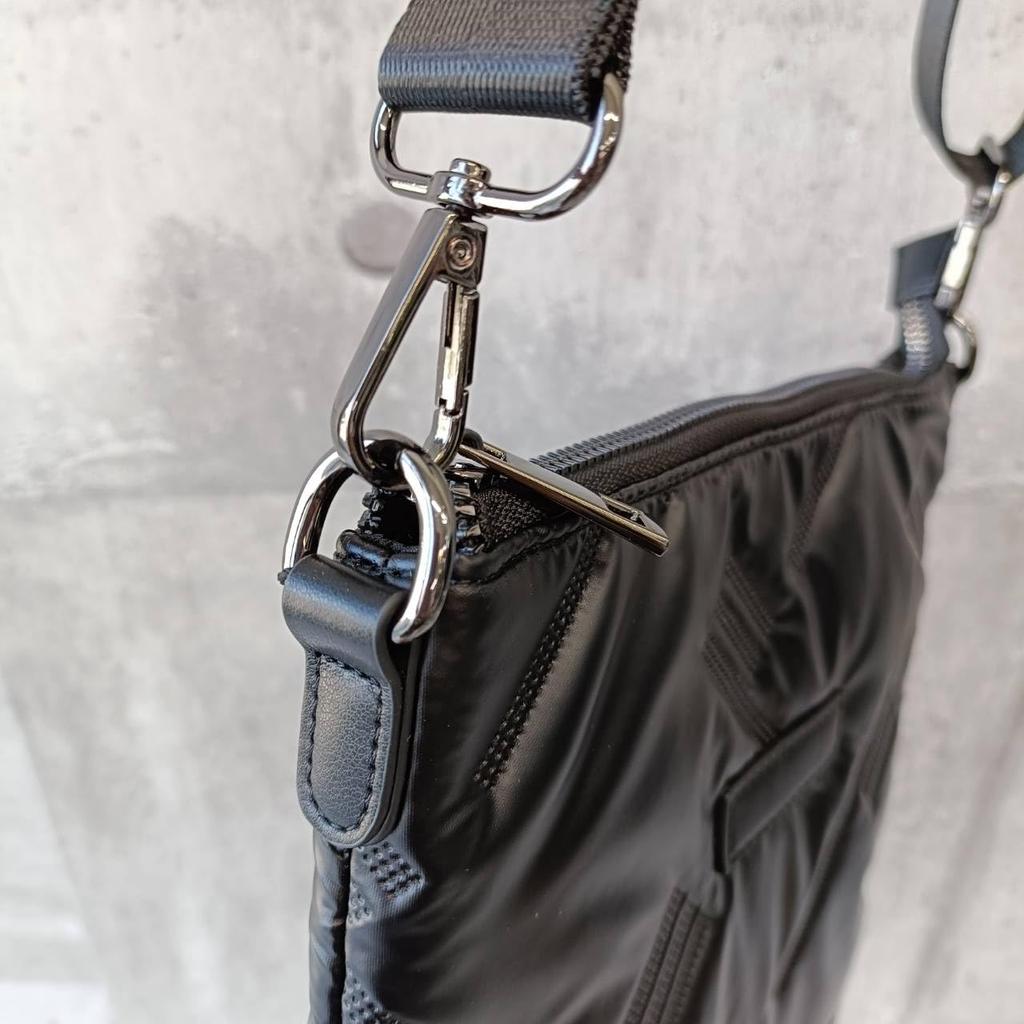 [mauve] Lightweight and Fluffy Nylon Shoulder Bag, Weighing 24 Grams, 2-Way, CrossbodyStrap, Perfect for Rainy Days, Unisex, Men's and Women's (Black)