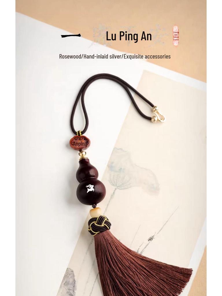 Автомобильная подвеска в виде тыквы из красного сандалового дерева для безопасных путешествий - подвеска-унисекс на зеркало заднего вида