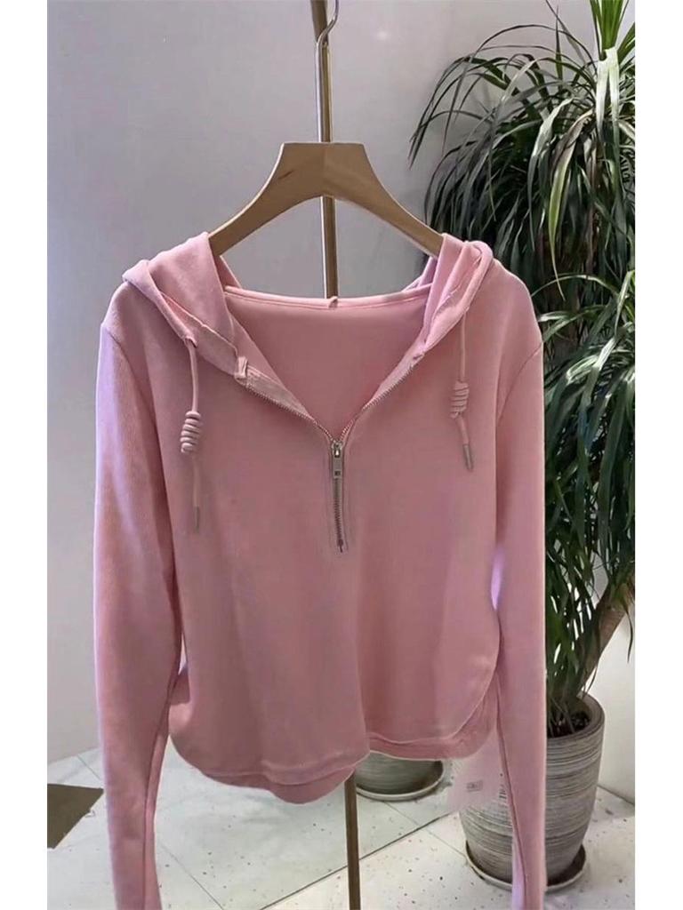 Женская однотонная толстовка с капюшоном нестандартного кроя из коллекции осени 2023 года — модный топ с длинными рукавами.