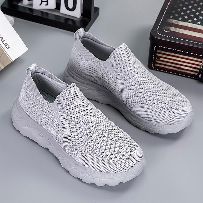 Fashion Sports Shoes Soft Flats Sneakers Women Vulcanize Mesh Men Shoes Lightweight Comfortable 2025 Fashion Slip On Flats Loafers