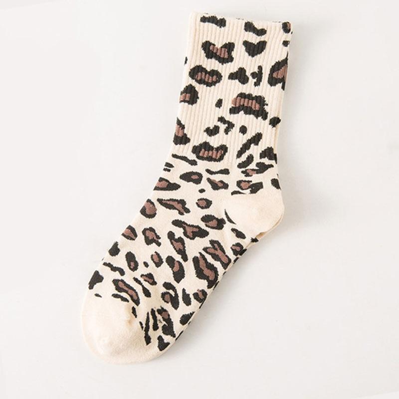 New 1Pair Men And Women Middle Tube Couple Socks Personality Leopard Print Cotton European American Trendy Ladies Socks