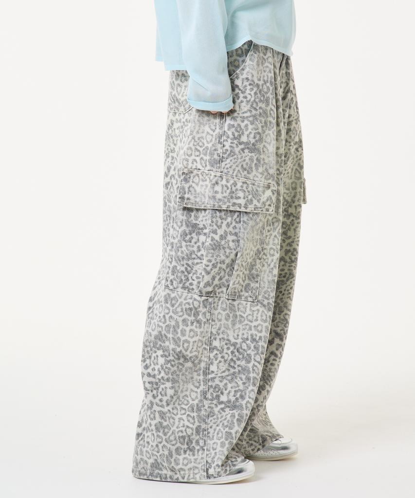 UNKNOWN PLANET Leopard Wide Cargo Pants Gray