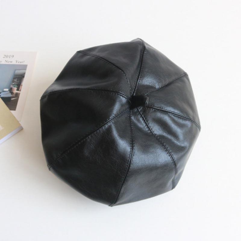 Шляпа Женская Мода Ретро Стиль Гонконга Берет Осень и Зима Корейская Версия Искусственная Кожа Шляпа Британского Художника Универсальная Литературная