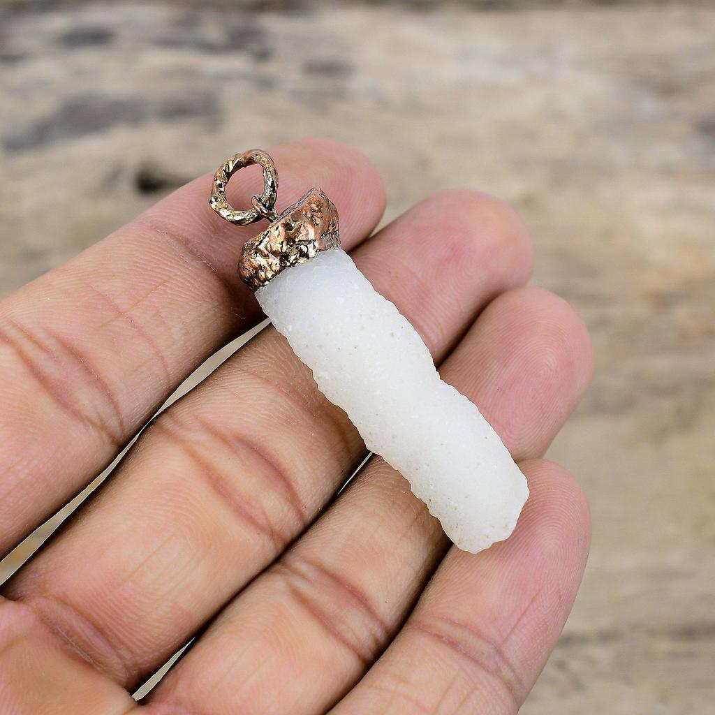 Радужный лунный камень Друзы Кулон Медный кулон гальванической формовки Кулон ручной работы Ювелирные изделия гальванической формовки Изящный кулон из драгоценного камня Подарок на годовщину