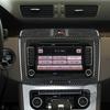 Для Volkswagen Passat B6 2006-2011 Панель отделки радио-навигации из углеродного волокна Декор салона Аксессуары для автомобиля Наклейка