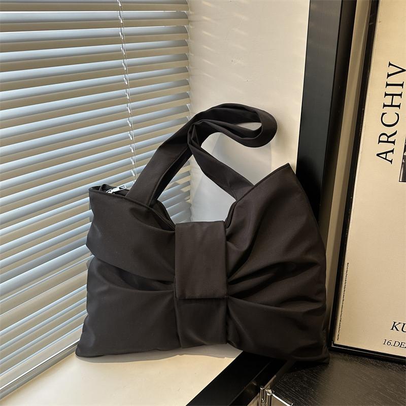 Fashion Butterfly Bow Shoulder Bag With Special Material For Casual Outings