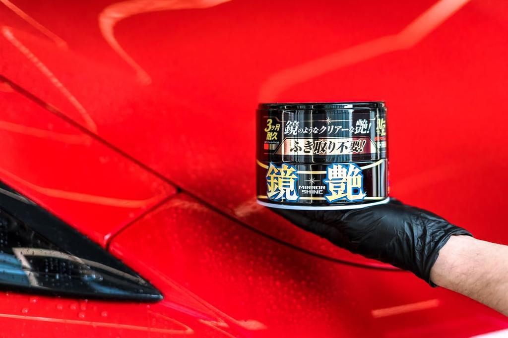 SOFT99 Mirror Shine Solid Wax for Dark Colored Protects and Polishes Automotive Includes Microfiber Cloth Cars, Paint, (Product Code 00374)
