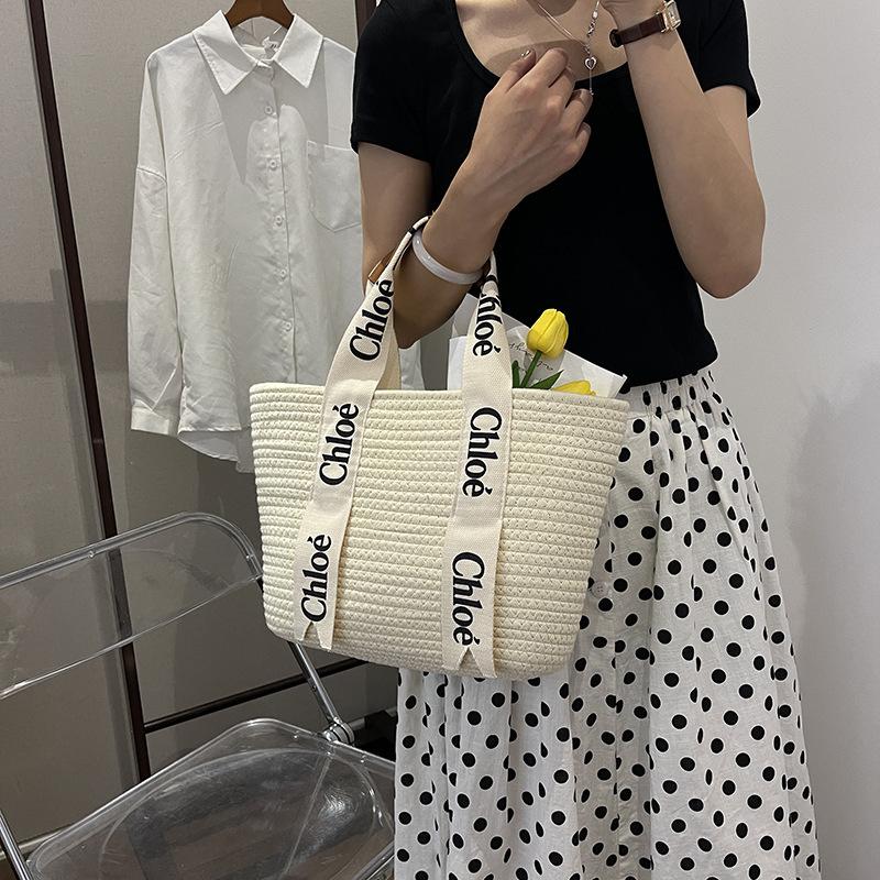 Bag Women INS Summer Exquisite Small Bag Seaside Woven Bag Shoulder Bag Straw Bag Underarm Shoulder Bag Trendy