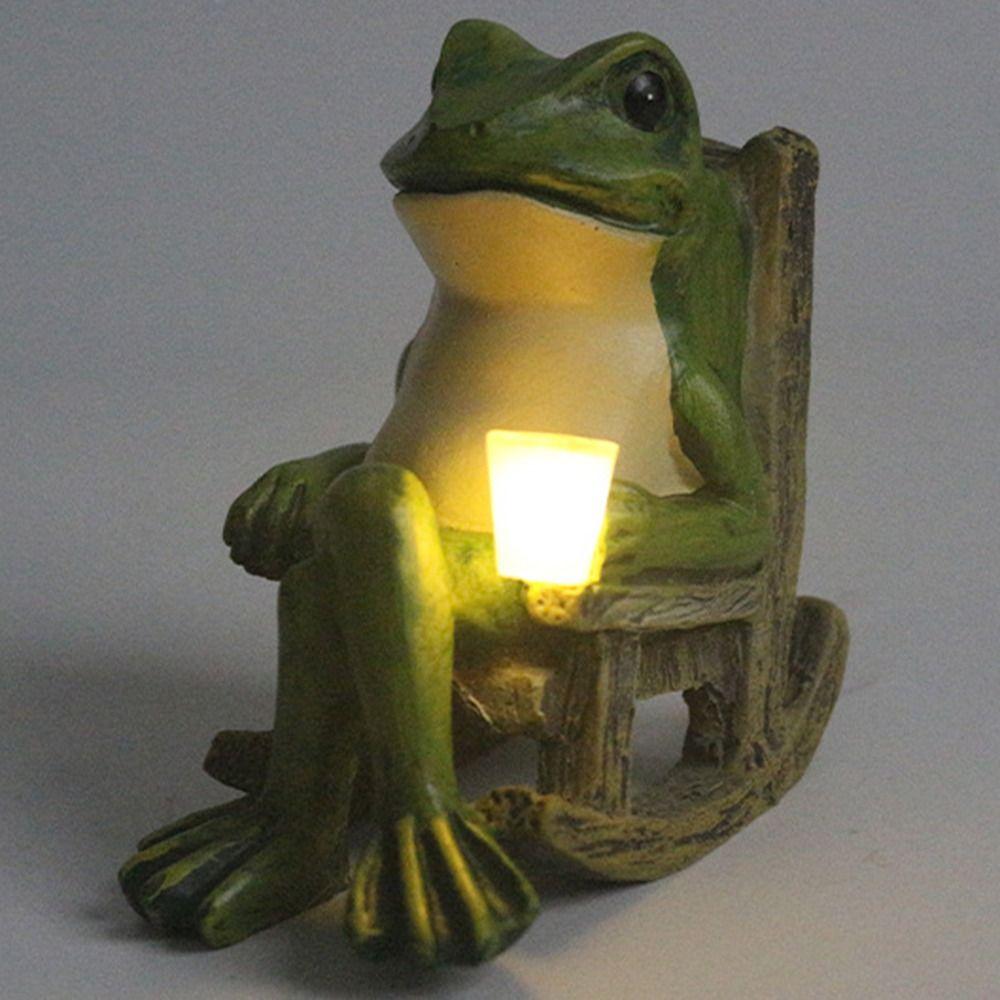 Creative Solar Powered Frog Night Light Waterproof Resin Frog Sculpture Patio Landscape