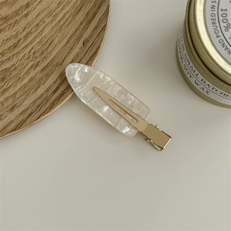 Элегантная весенняя французская шпилька: Высококачественная бесшовная боковая заколка для челки