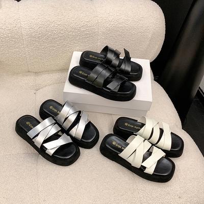 Квадратный носок Толстая подошва Пляжная повседневная обувь со шлепанцами для женщин для ношения на улице