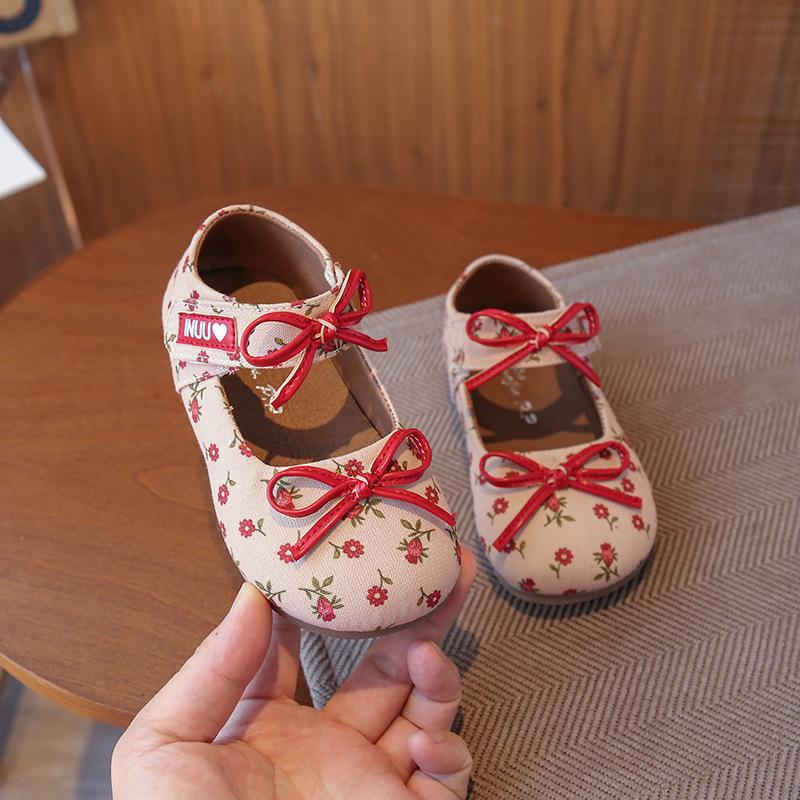 Girls shoes small leather shoes spring and autumn children floral princess shoes Korean version versatile baby girl shoes soft sole children's bab