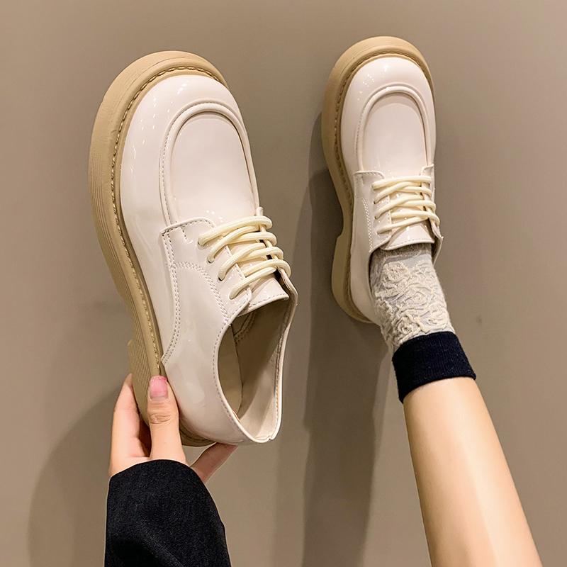 Женские туфли на плоской подошве 2024 года, осенние новые британские туфли на платформе в стиле ретро для женщин, белые туфли на плоской подошве с круглым носком и шнуровкой, модные женские туфли-лоферы