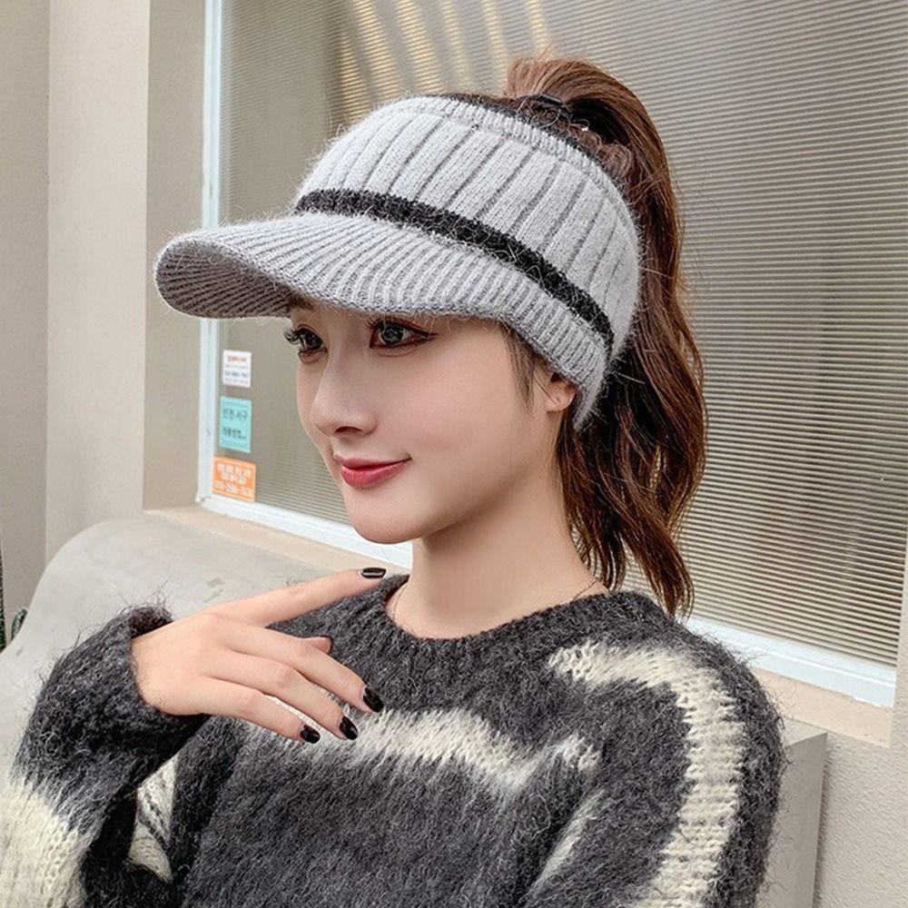 Женская бейсболка с открытым верхом, шапка-бини с ветрозащитными наушниками, бейсболка для девочек, осень-зима