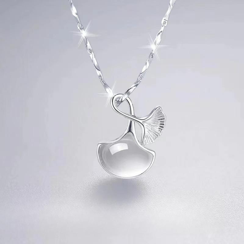 Ожерелье на удачу с тремя жизнями для женщин, белый халцедон, простой и универсальный дизайн, абрикосовый цвет переносит подарок на день рождения ее лучшей подруги