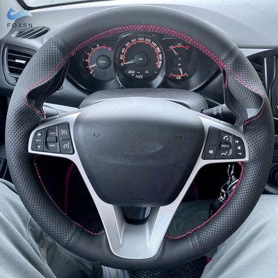Чехол на руль автомобиля для Lada Vesta Xray 2015 — мягкая перфорированная кожа из микрофибры, оплетка своими руками с иглами и нитками