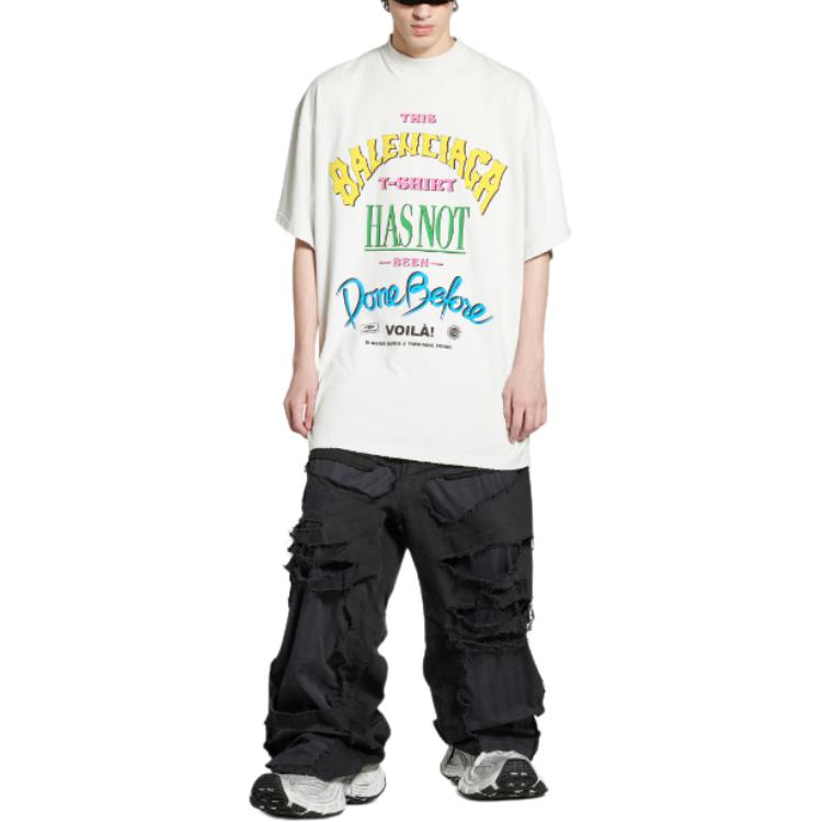 Balenciaga Graphic Printed Oversized T Shirt 787349TQVW49012