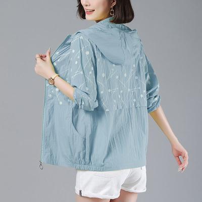 Летнее тонкое базовое пальто для женщин, солнцезащитная одежда, куртки с капюшоном, модная повседневная свободная верхняя одежда