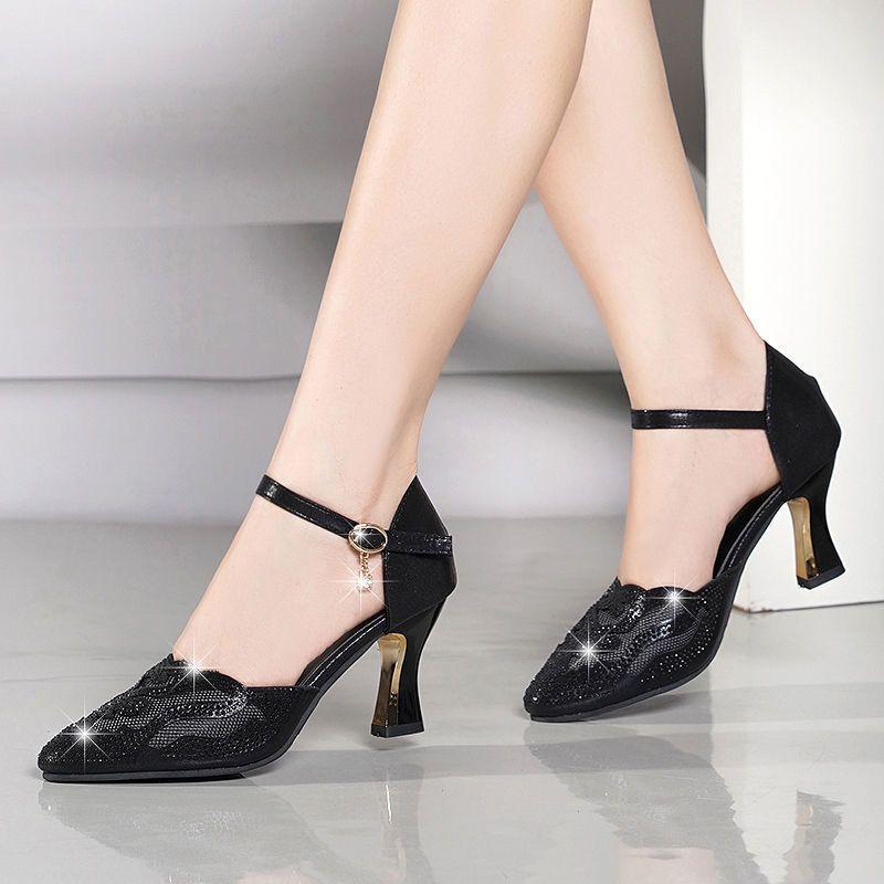 Роскошные женские туфли-лодочки золотого и серебряного цвета, пикантные вечерние свадебные туфли на тонком каблуке с заостренным носком, женские летние туфли на высоком каблуке с ремешком на щиколотке