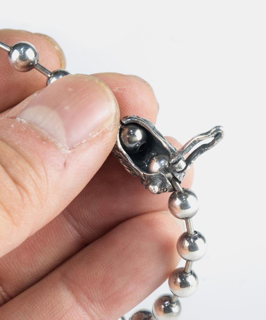 Sheen666 Unknown Creature Ball Chain Silver Bracelet 6Mm