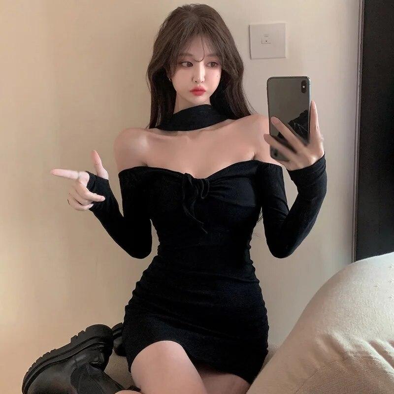 Женское платье с бретелькой на шее, облегающее мини-платье с открытыми плечами, праздничное платье с длинным рукавом, облегающее повседневное клубное платье