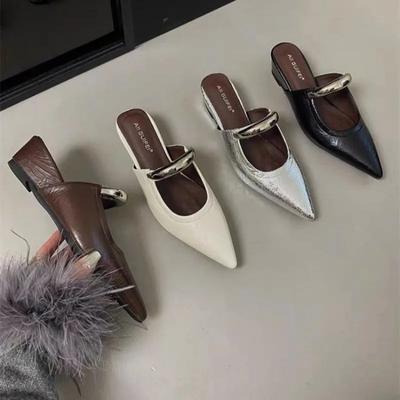 Панк Готика Металлическая Пряжка Босоножки на Низком Каблуке Женские Новые С Острым Носком На Толстом Каблуке Летние Шлепанцы Женские Туфли Мюли на Платформе