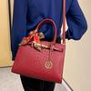 Luxury casual handbag for middle-aged mothers, 2024 summer new crocodile pattern handbag, elegant commuter tote bag for middle-aged women