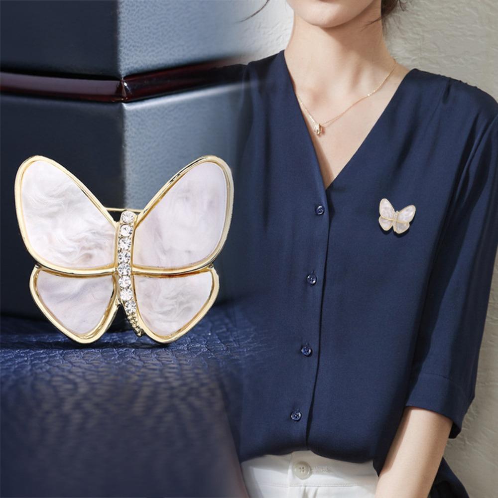 1pcs Charm Butterfly Brooch Butterfly Charm Pearl Brooch Gold Color Brooch Wedding Gifts