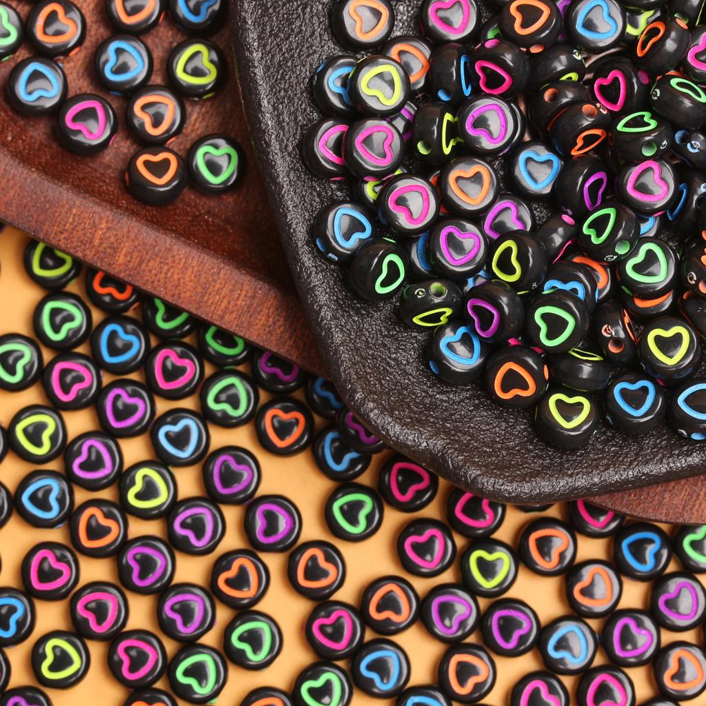 50Pcs Acrylic Keychain Loose Beads Jewelry Making Necklace 6.5mm Flat Round Bracelet DIY Materials Earrings Fashion Spacer Accessories Heart Pattern