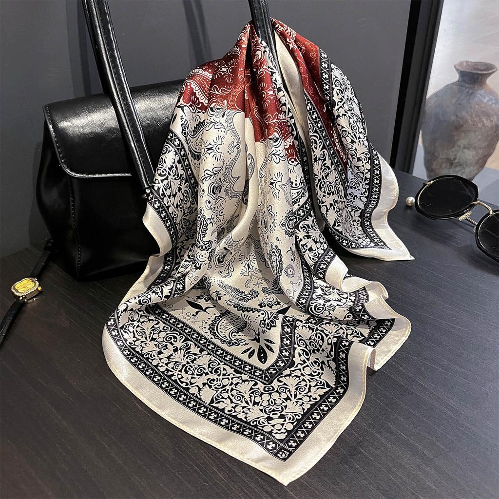 Luxury 100% Mulberry Silk Scarf Women Paisley Print Bandana Shawl Lady Neckerchief Handkerchief Female Decorative Wrap 53cm
