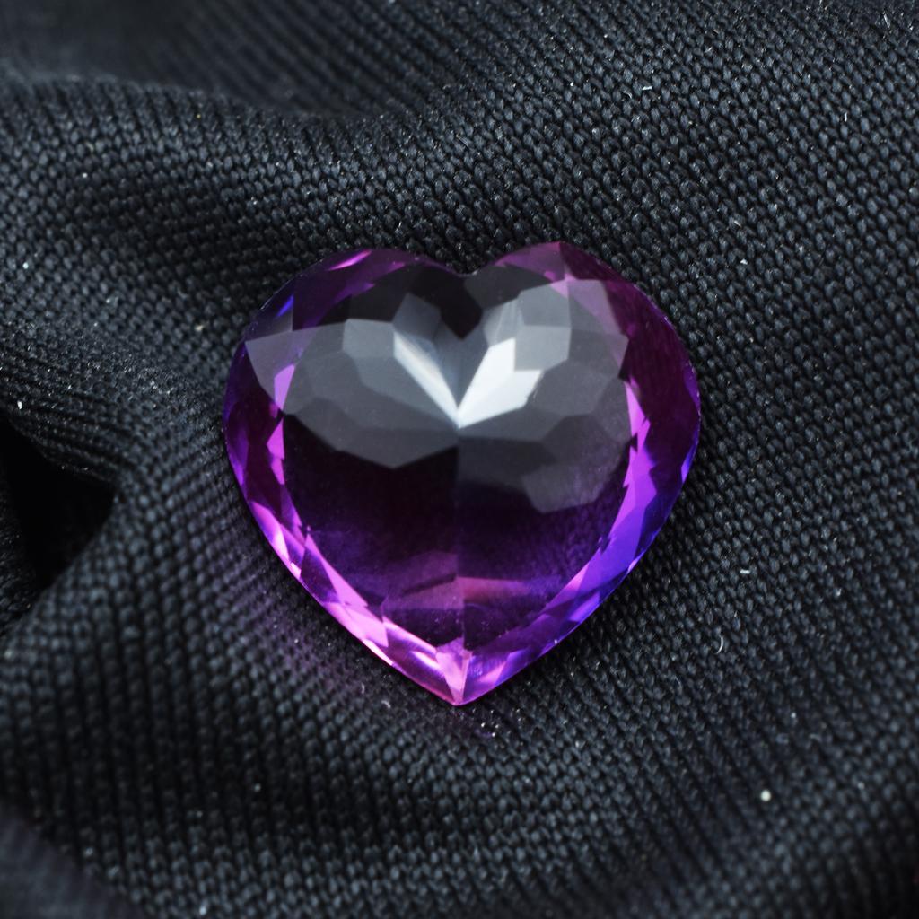 Natural Purple Tanzanite Loose Gemstone 9.65 ct Heart Cut for Jewelry Making and Gem Collections