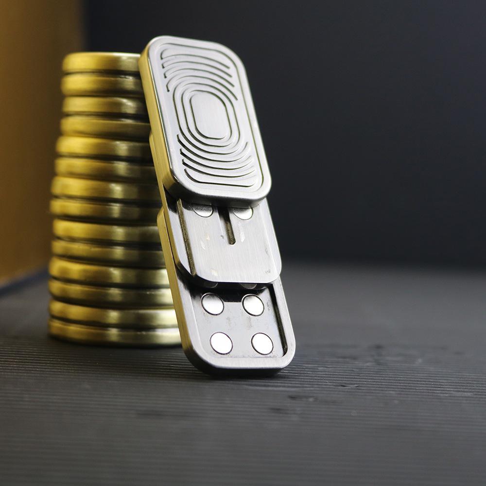 Трехслойная игрушка-антистресс с поп-звуком: DC Push Cards и Серебряный Волновой Пистолет