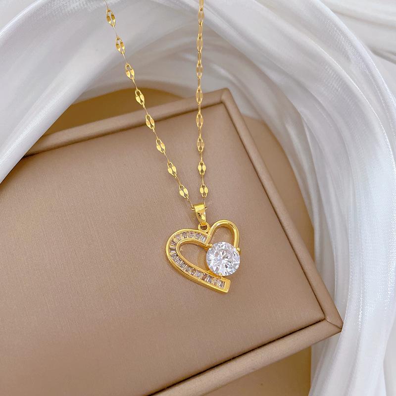 Light Luxury Temperament Love Full Diamond Real Gold Electroplating Necklace Women'S Collarbone Chain With Jewelry